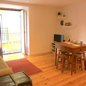Apartamento Cozy In Mouraria With Ac, Lisboa